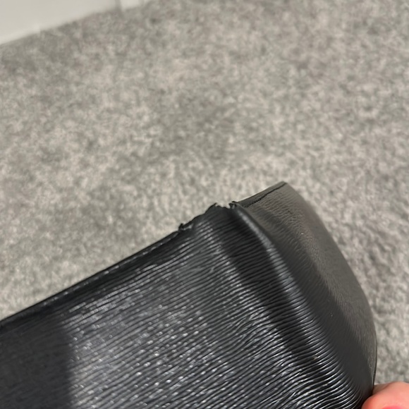 TUMI Wallet - Picture 7 of 7